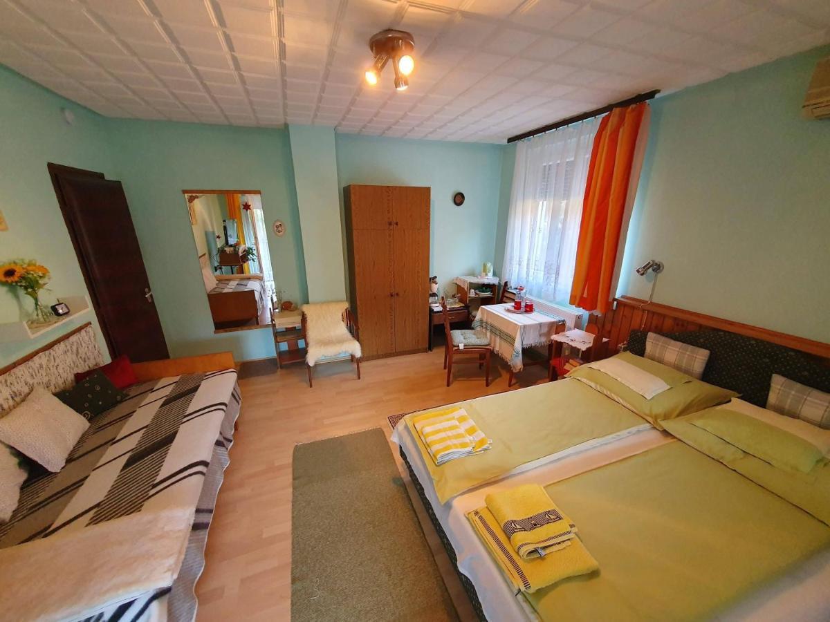 Pereszlenyi Vendeghaz Hotel Visegrád Exterior foto